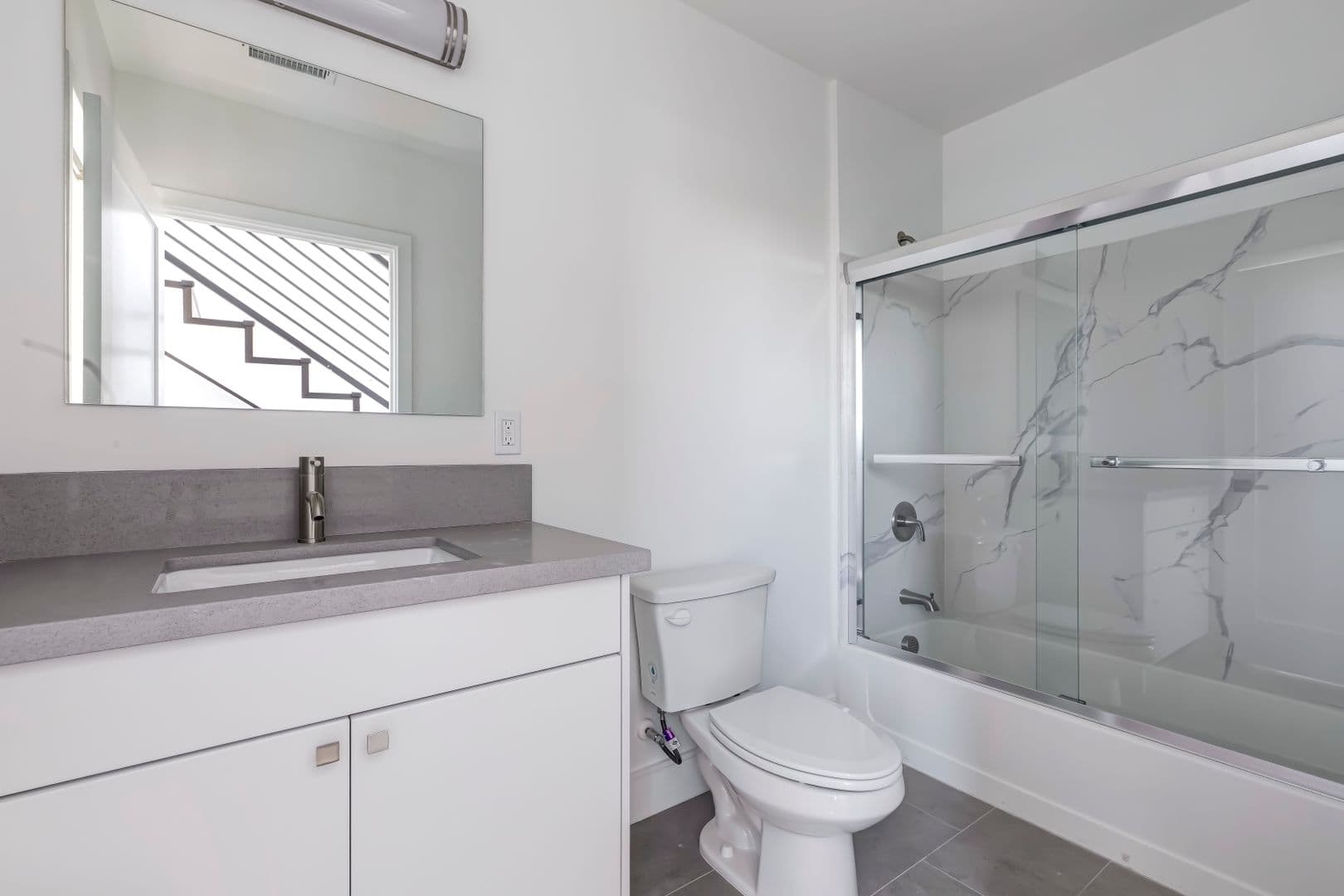 1025 Wilcox Avenue 22 of 51