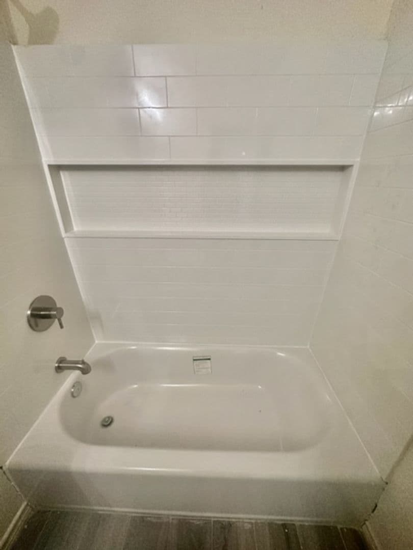 3030 11 of 18