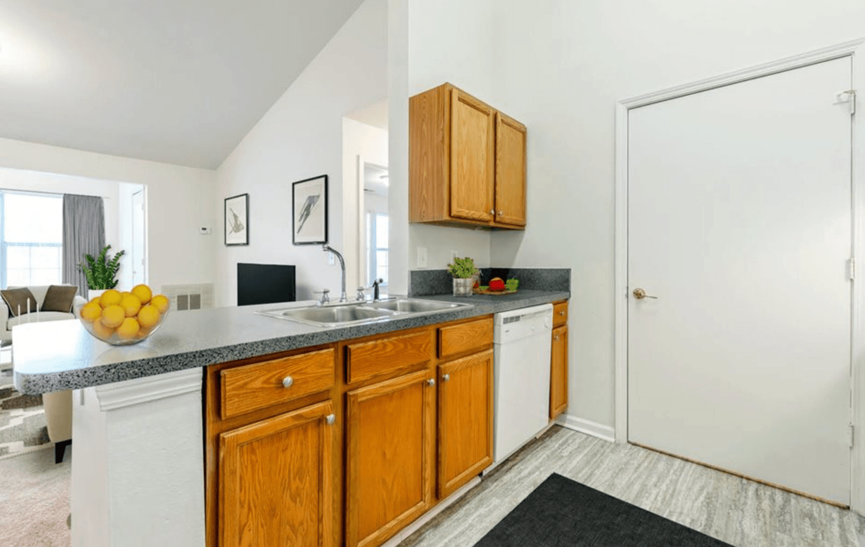 Springfield Crossing Apartments 3 of 6