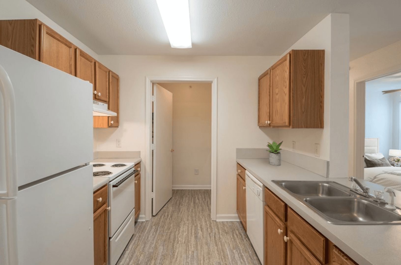 Springfield Crossing Apartments 5 of 6