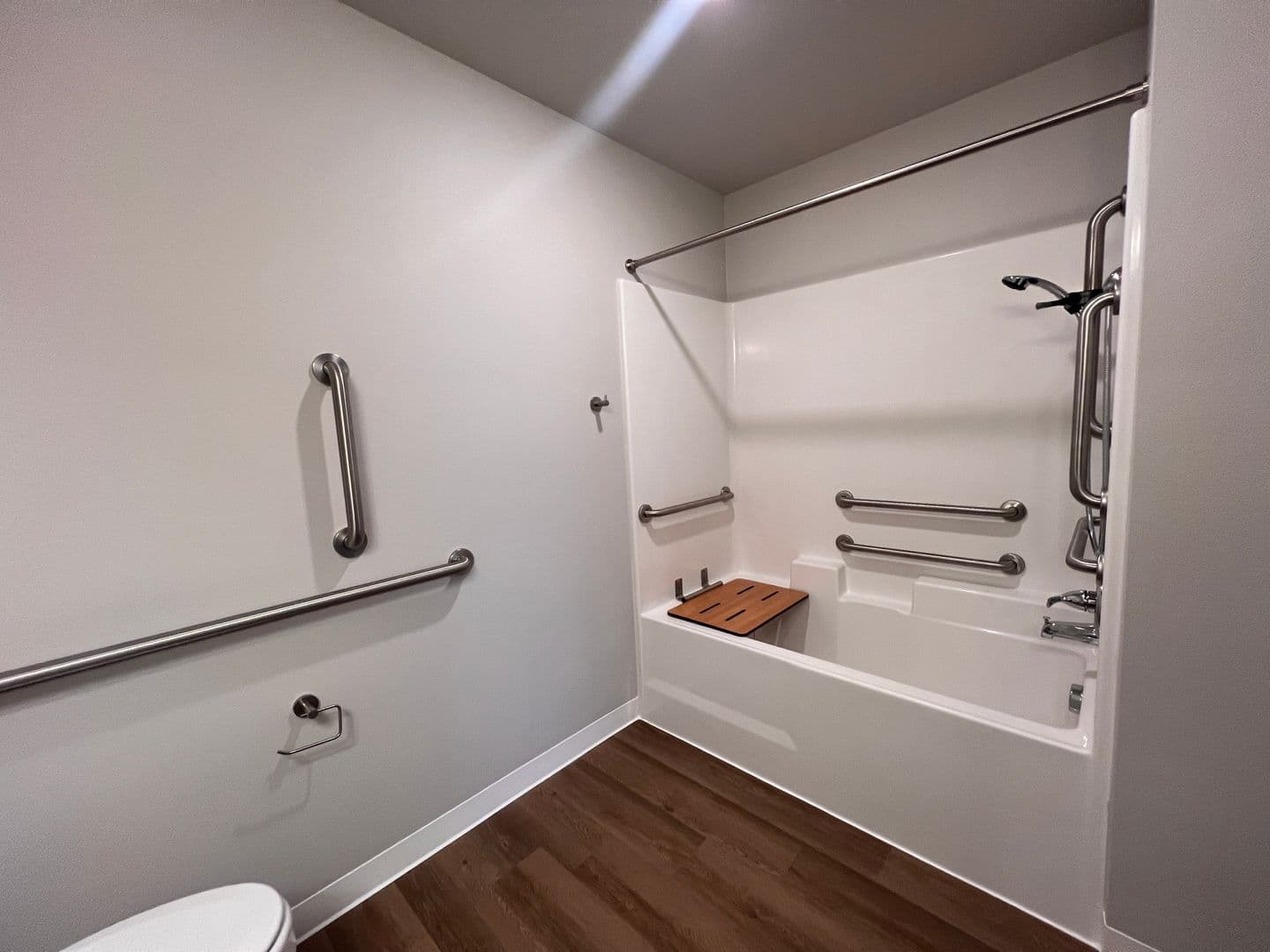 Allegro Pointe (APA) 2 of 4