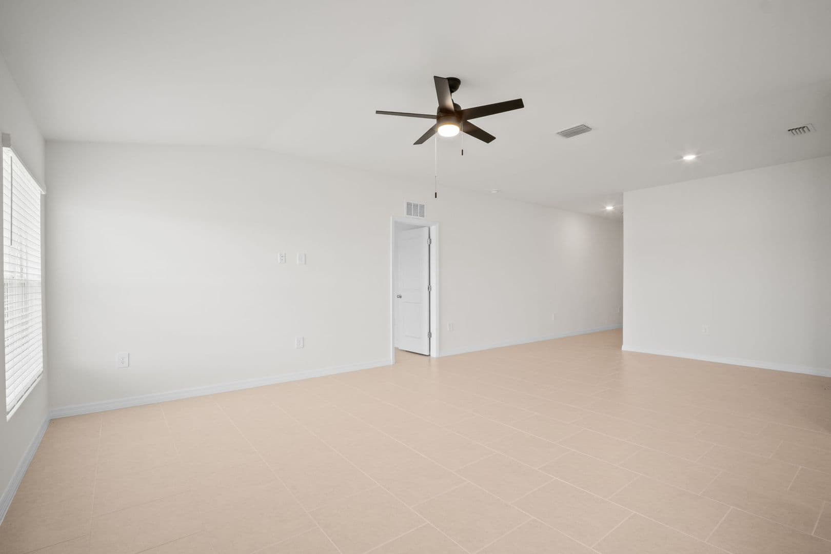 17633 Paradiso Way 8 of 31