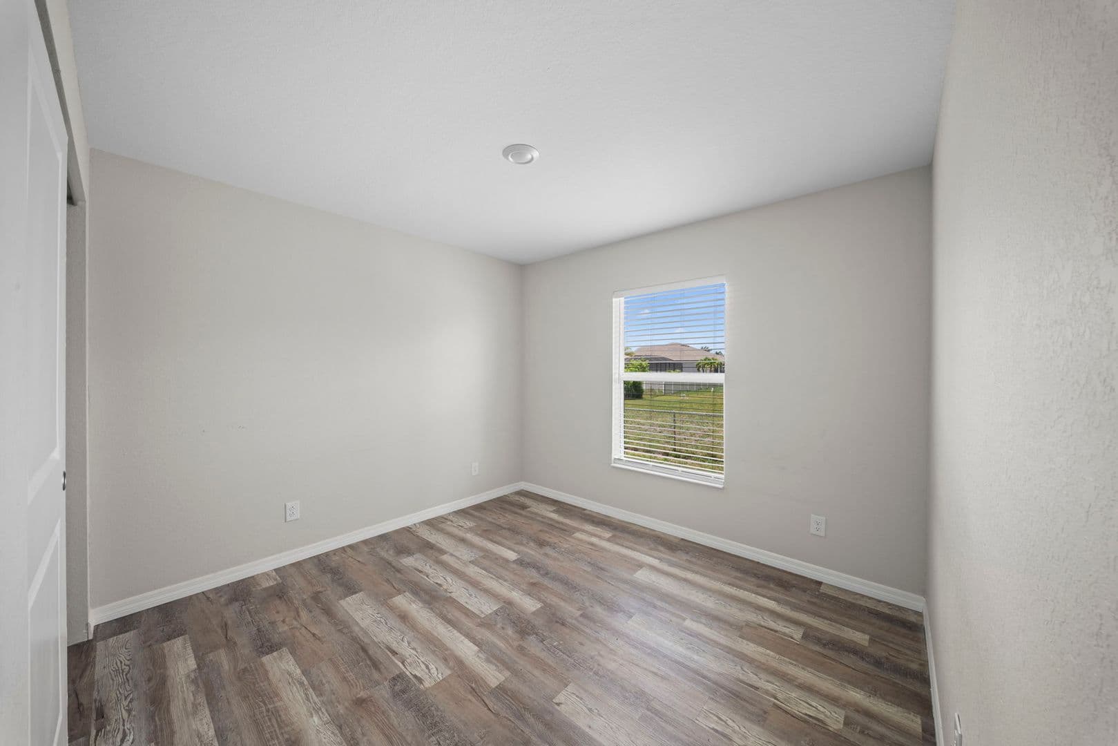 202 NW 25th Pl 19 of 29