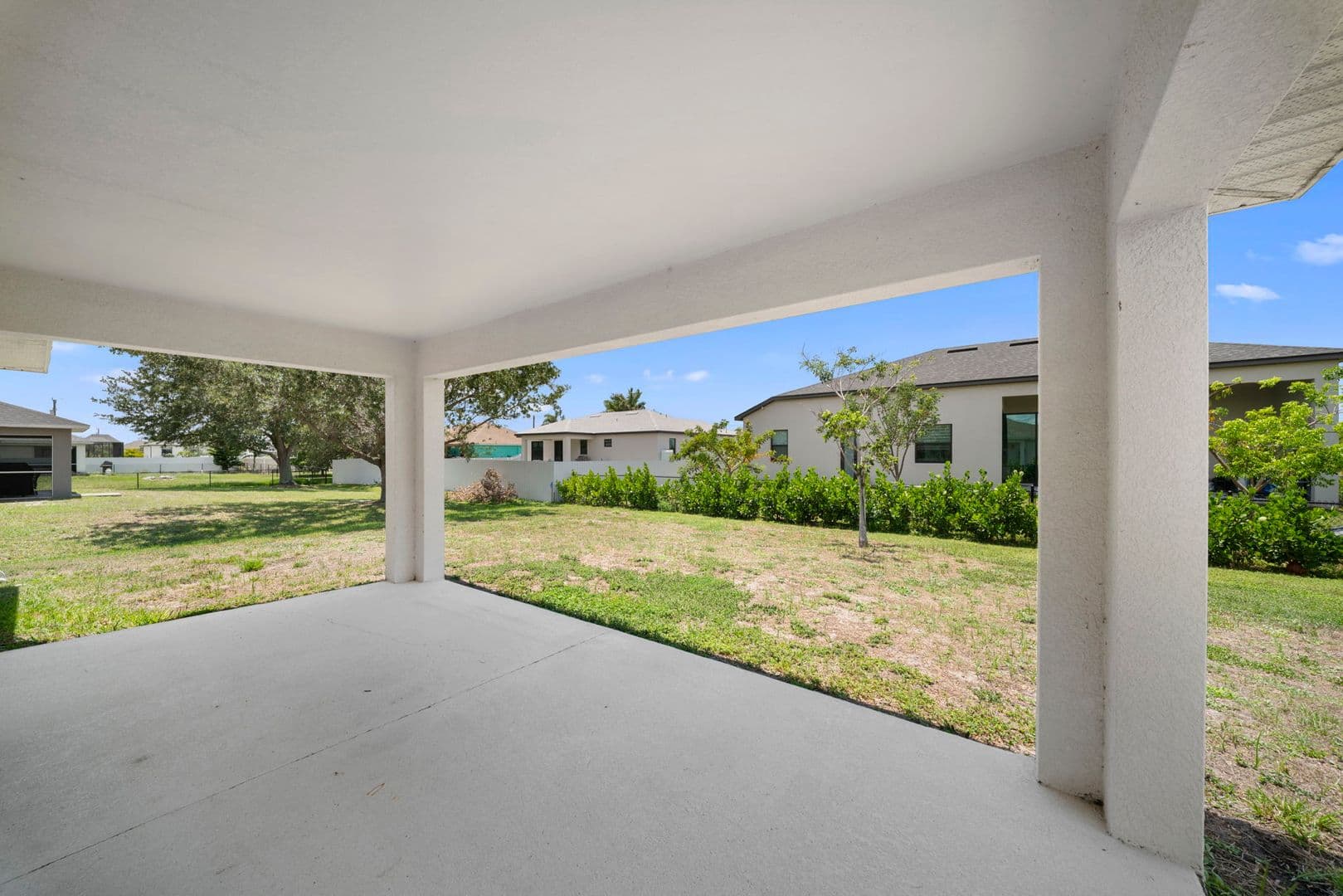 202 NW 25th Pl 28 of 29