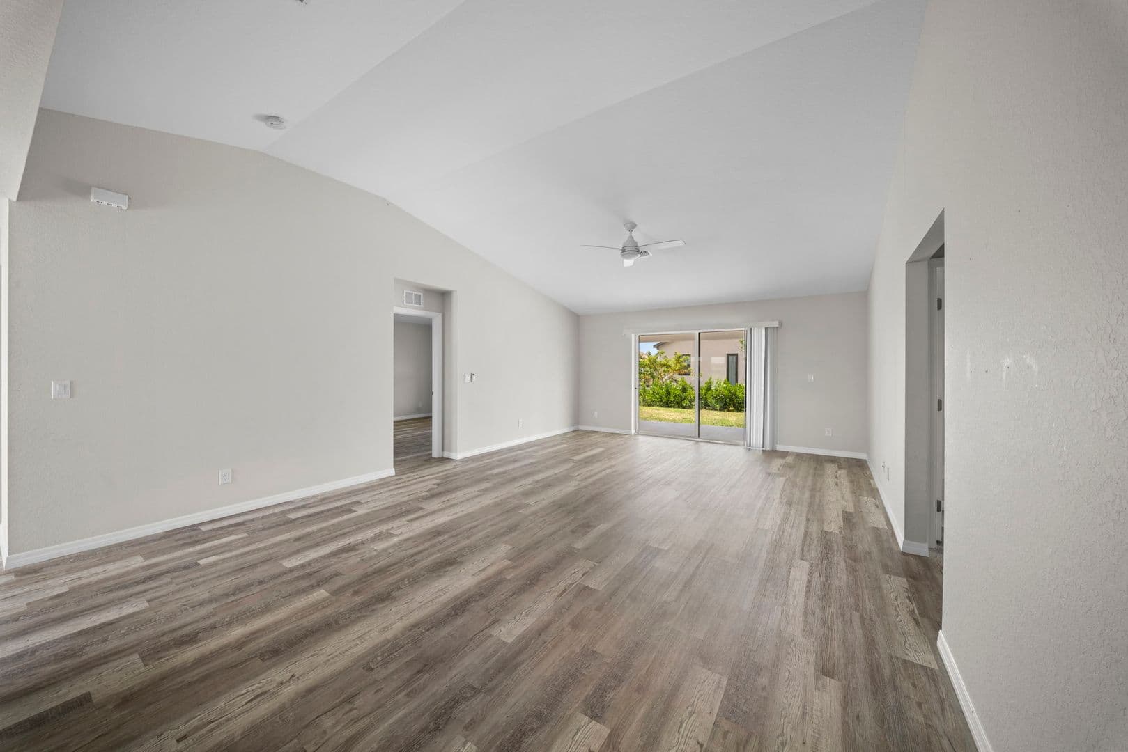 202 NW 25th Pl 10 of 29