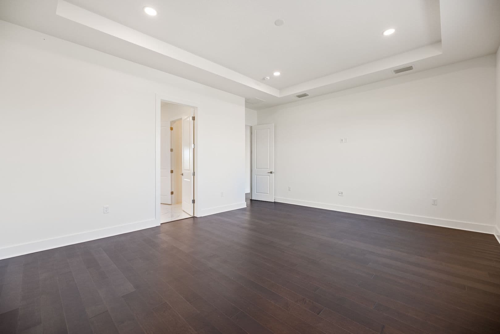 2609 Waterfront Cir 26 of 51