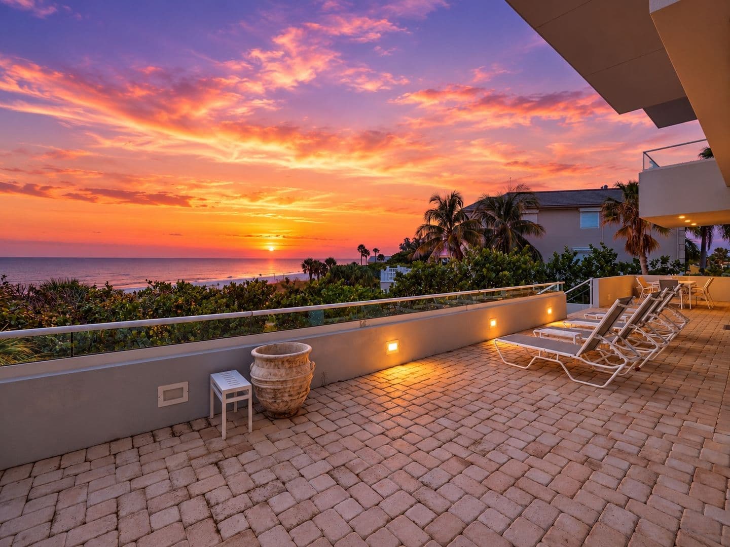 5801 Gulf of Mexico Dr (LO) 2 of 8