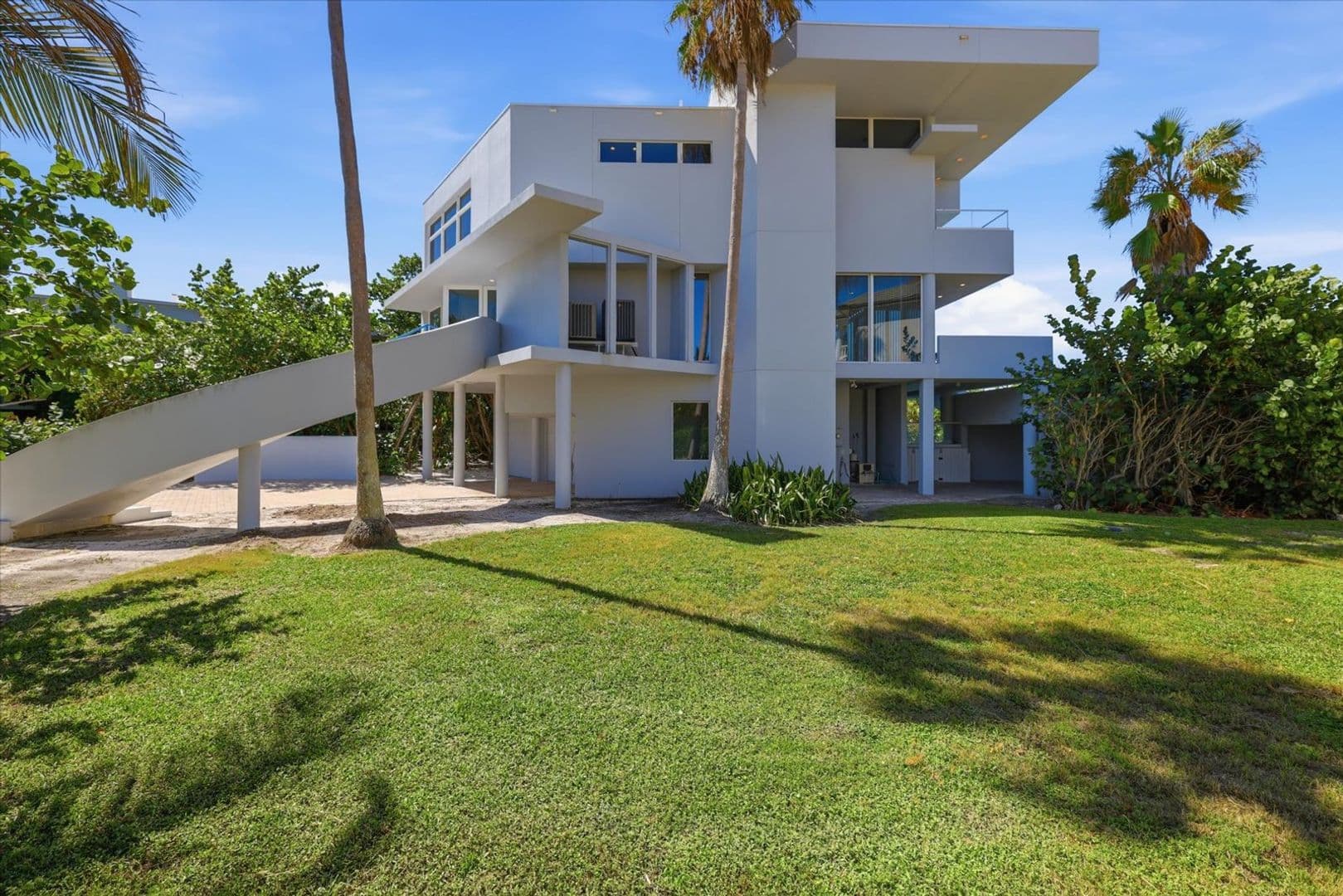 5801 Gulf of Mexico Dr (LO) 9 of 63