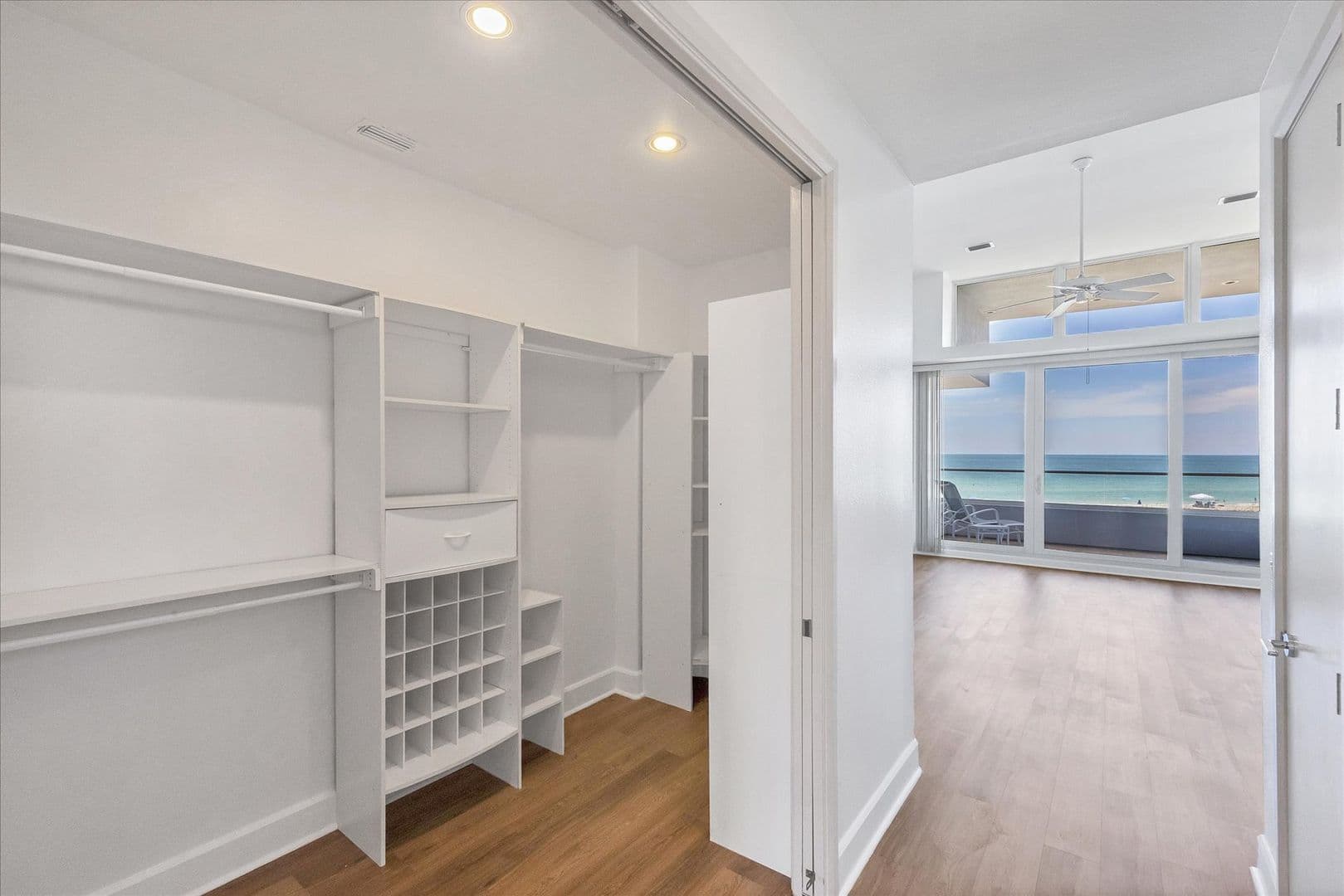 5801 Gulf of Mexico Dr (LO) 26 of 63