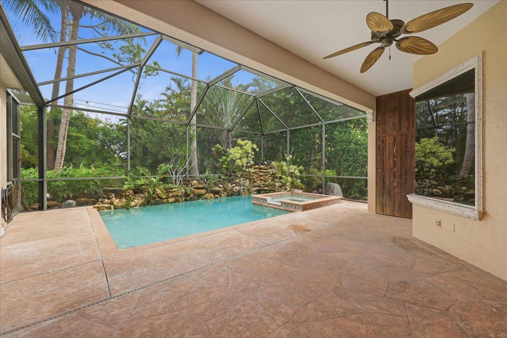 124 Turquoise Ln 10 of 47
