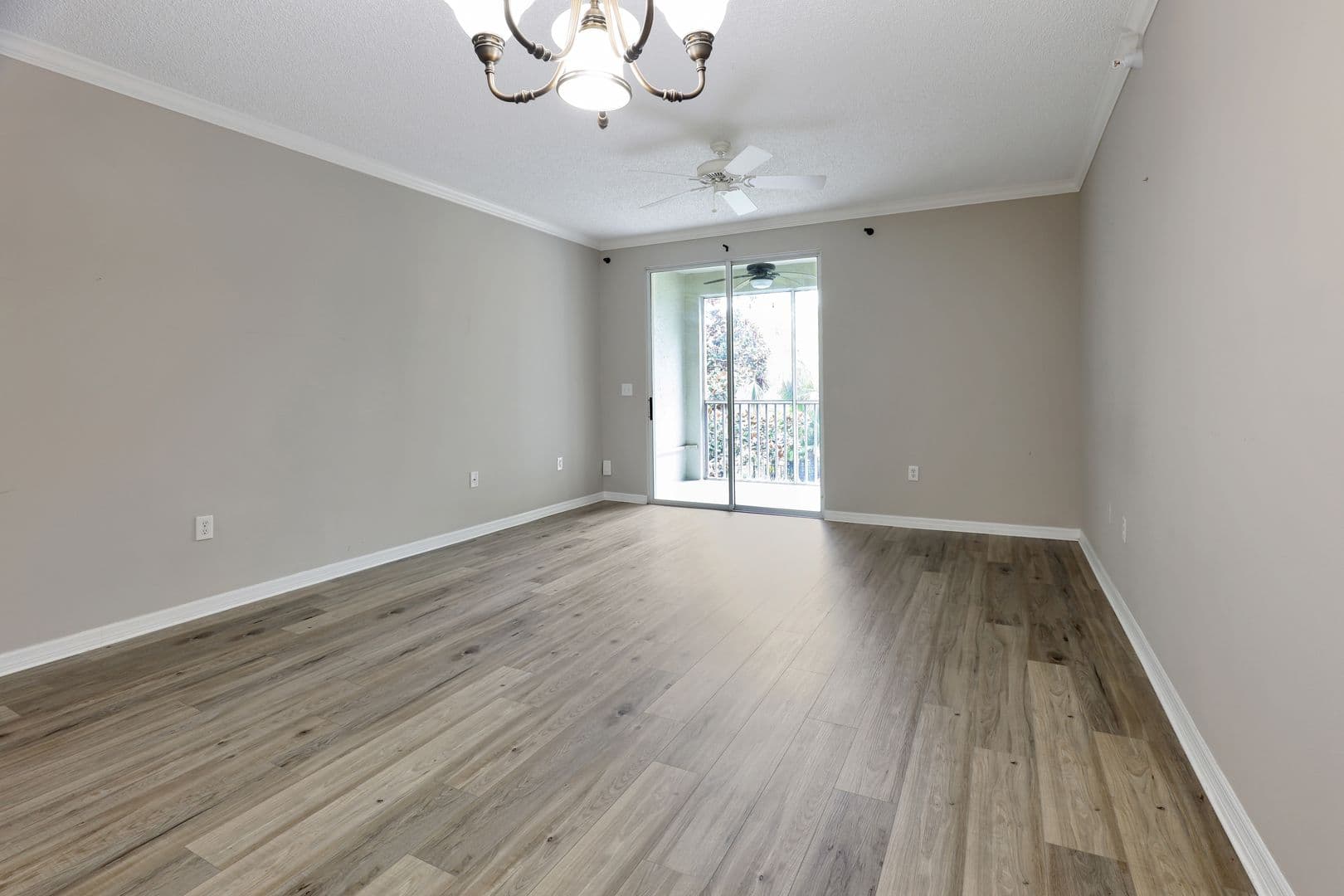 5700 Bentgrass Drive Unit 211 4 of 34