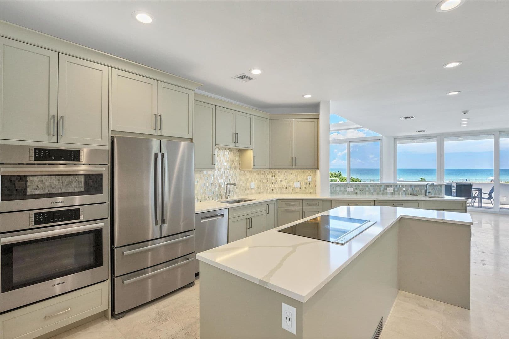 5801 Gulf of Mexico Dr (LO) 19 of 63