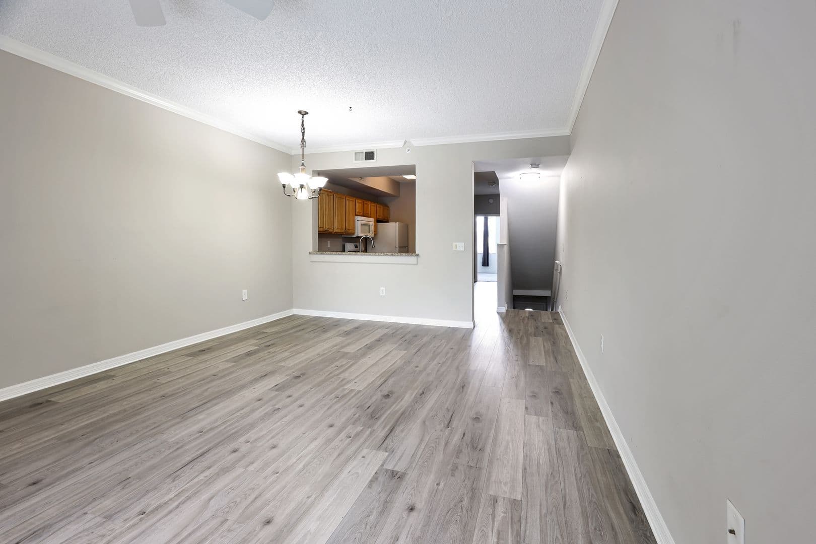 5700 Bentgrass Drive Unit 211 8 of 34