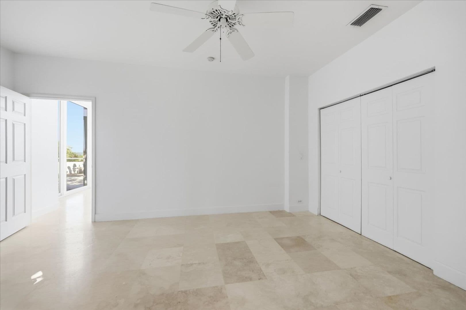 5801 Gulf of Mexico Dr (LO) 50 of 63