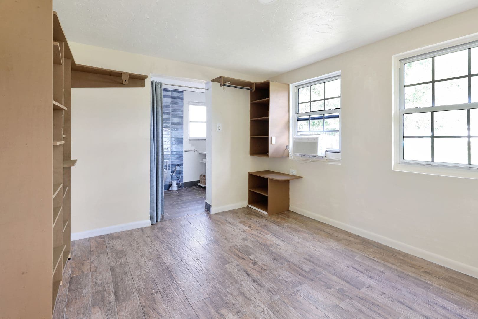 4462 Brooksdale Dr 17 of 30