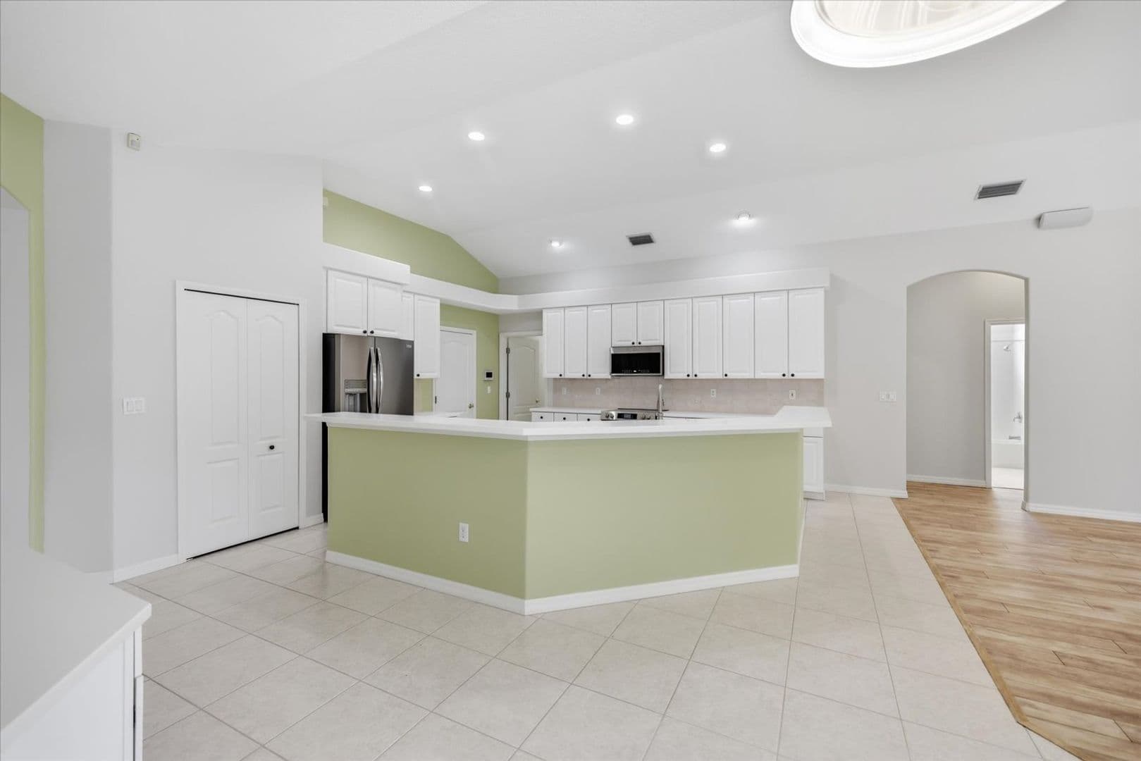 4956 Bridgehampton Blvd 17 of 48