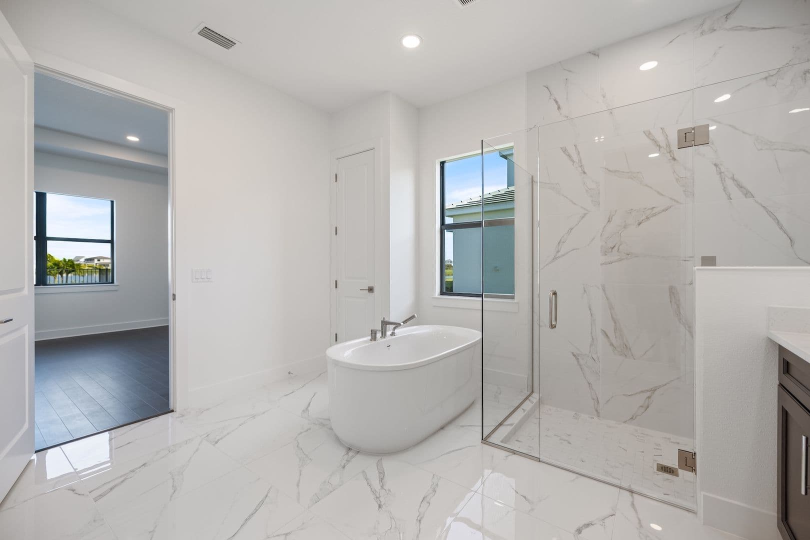 2609 Waterfront Cir 29 of 51