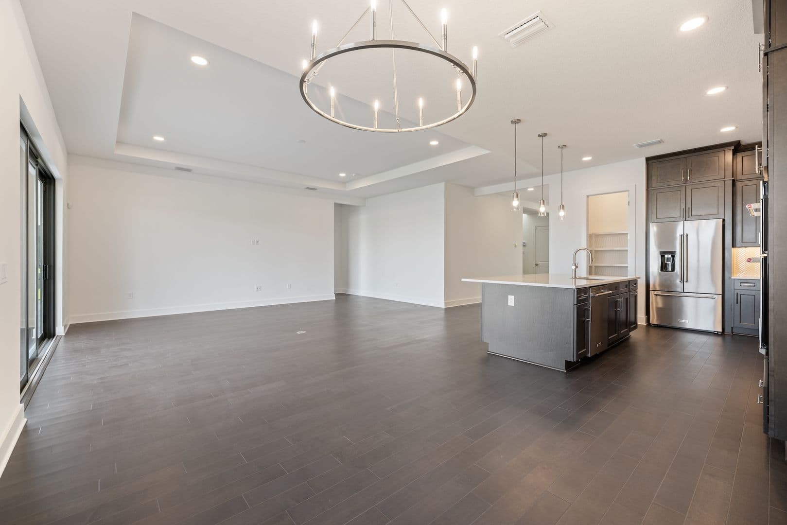 2609 Waterfront Cir 14 of 51