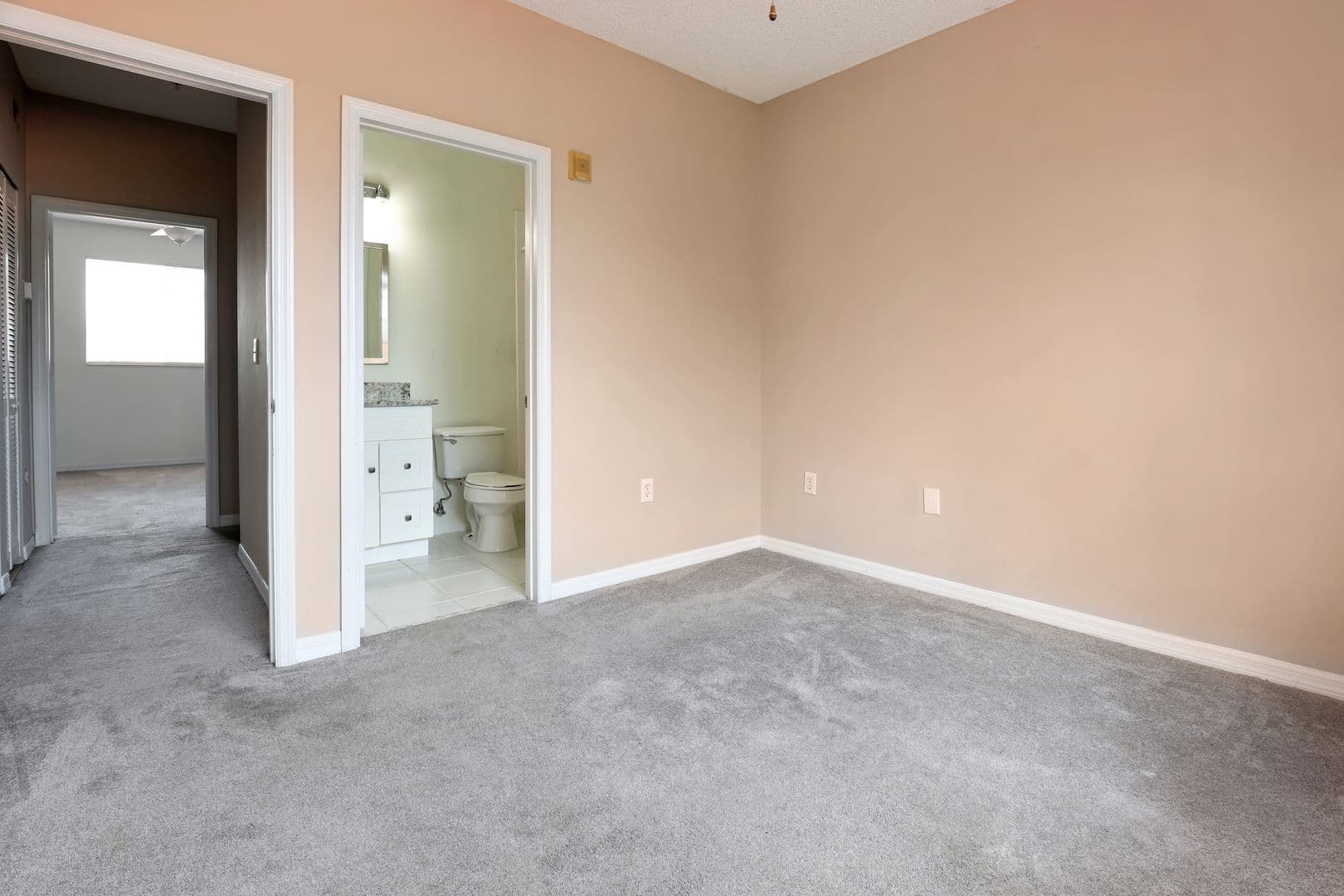 5700 Bentgrass Drive Unit 211 19 of 34