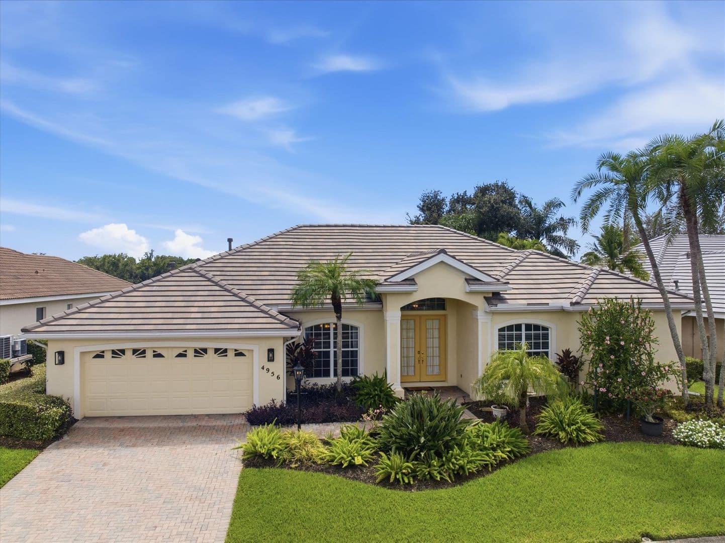4956 Bridgehampton Blvd 2 of 48