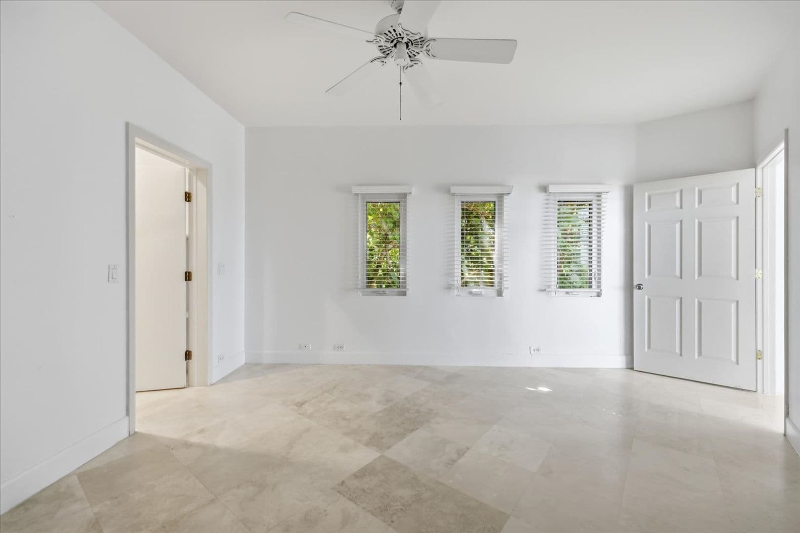 5801 Gulf of Mexico Dr (LO) 49 of 63