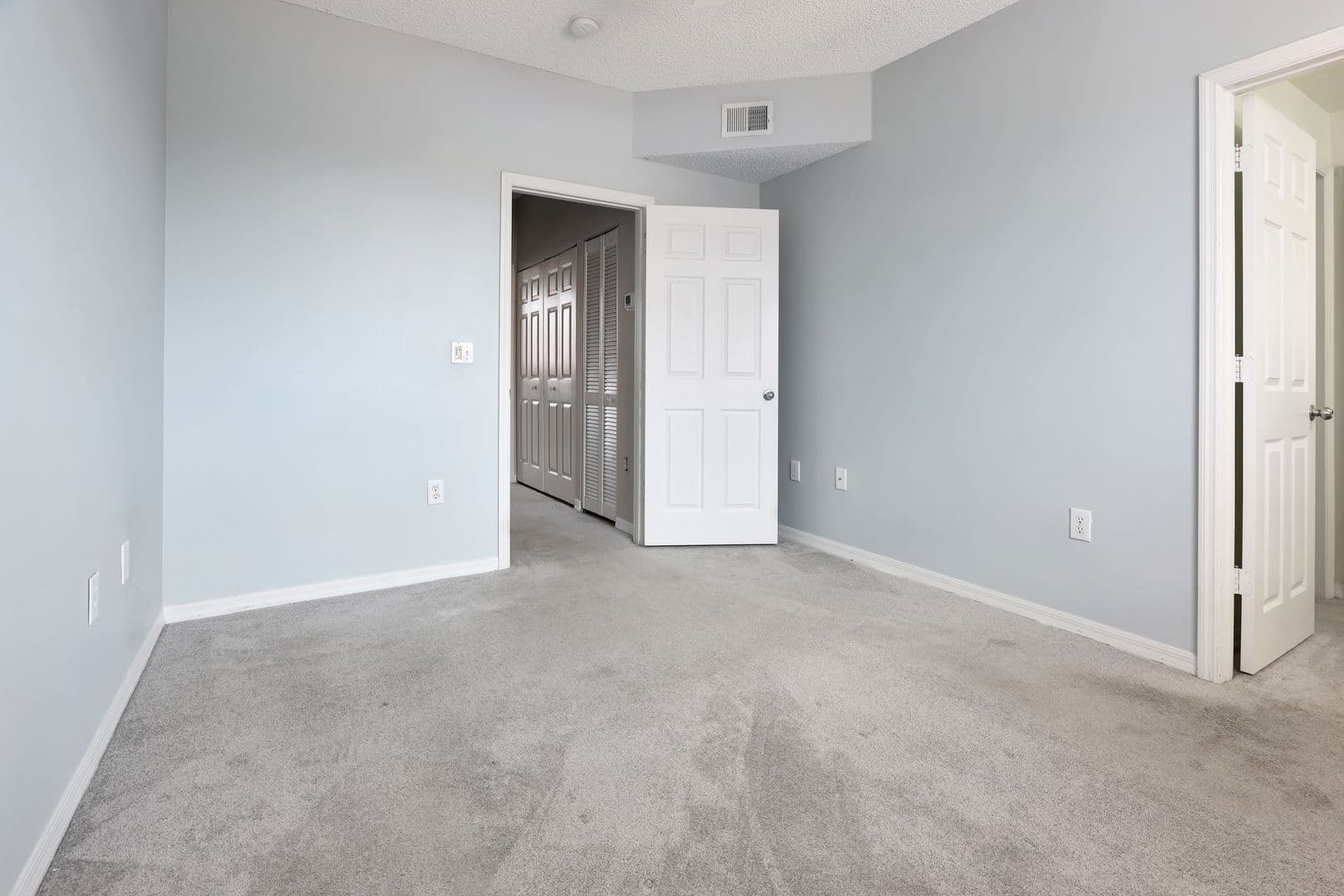 5700 Bentgrass Drive Unit 211 14 of 34