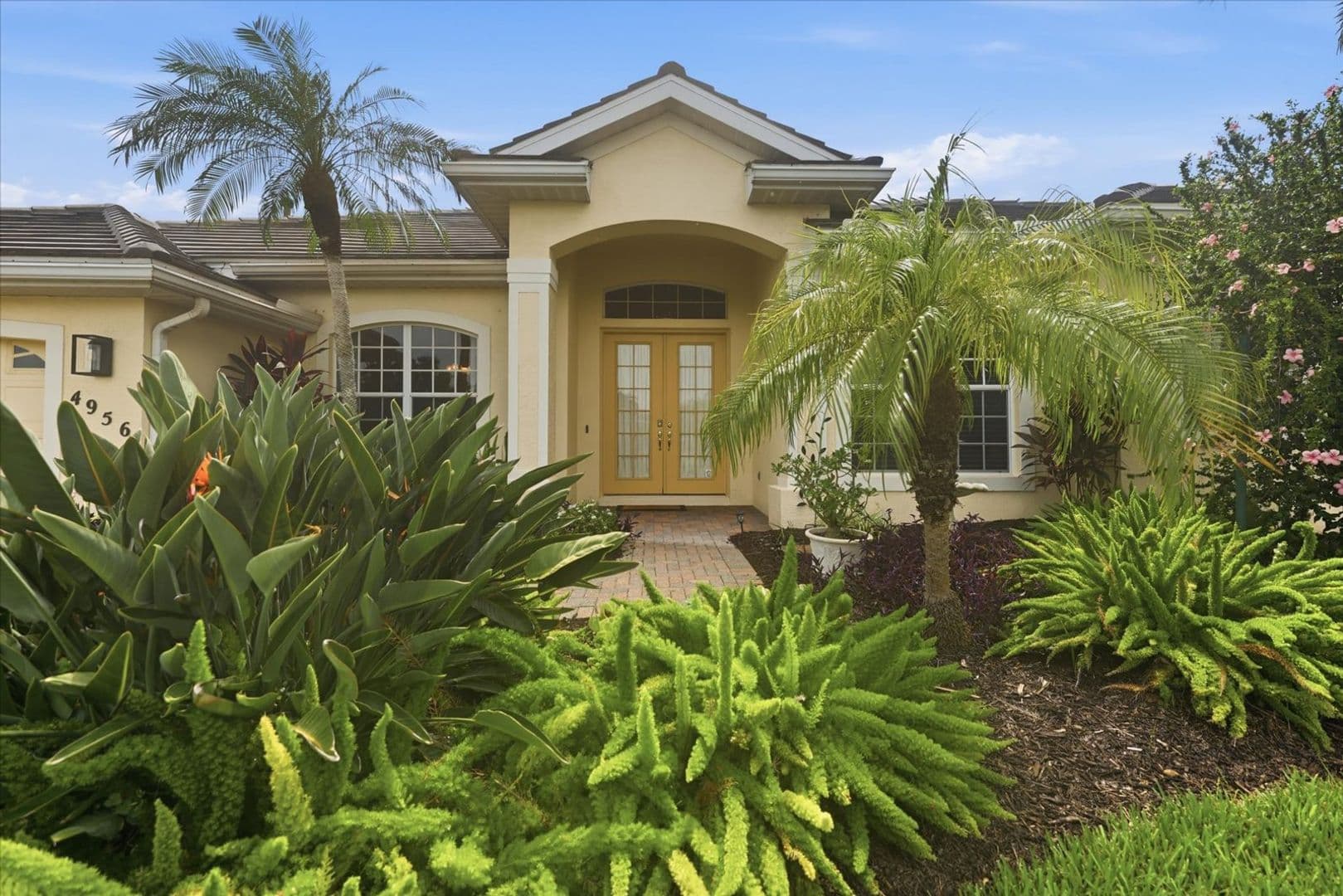 4956 Bridgehampton Blvd 1 of 48
