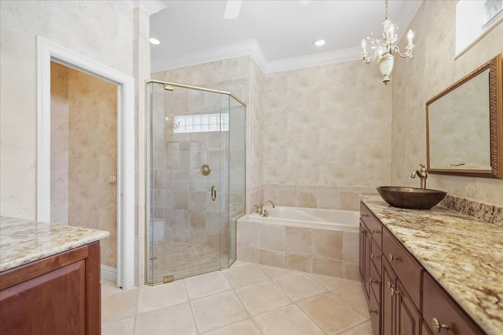 124 Turquoise Ln 34 of 47