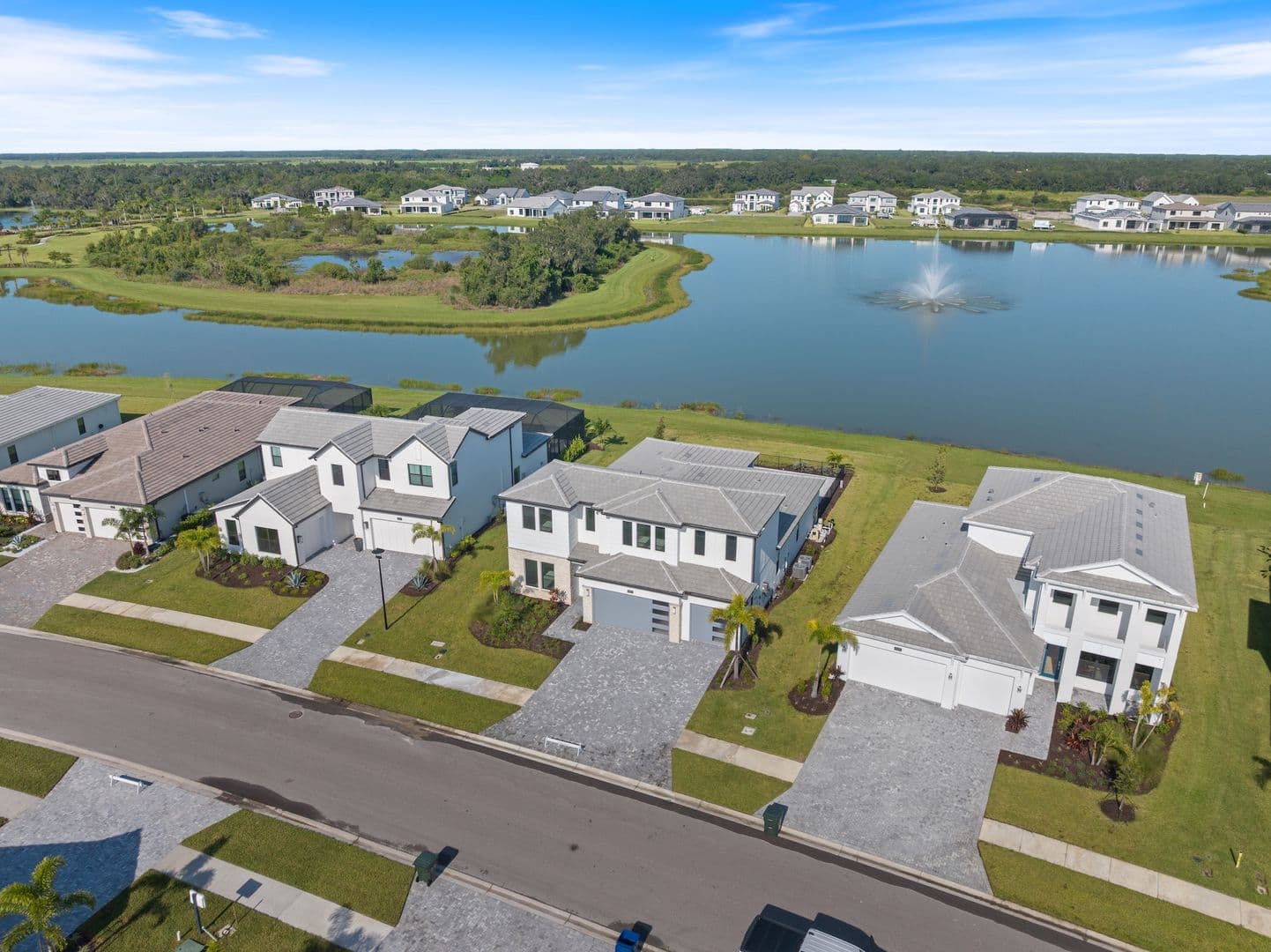2609 Waterfront Cir 8 of 51