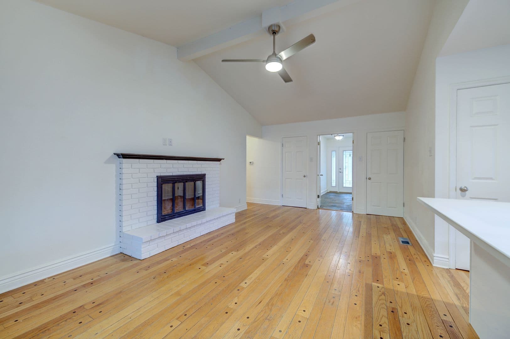 10602 Tioga Ct. 13 of 31