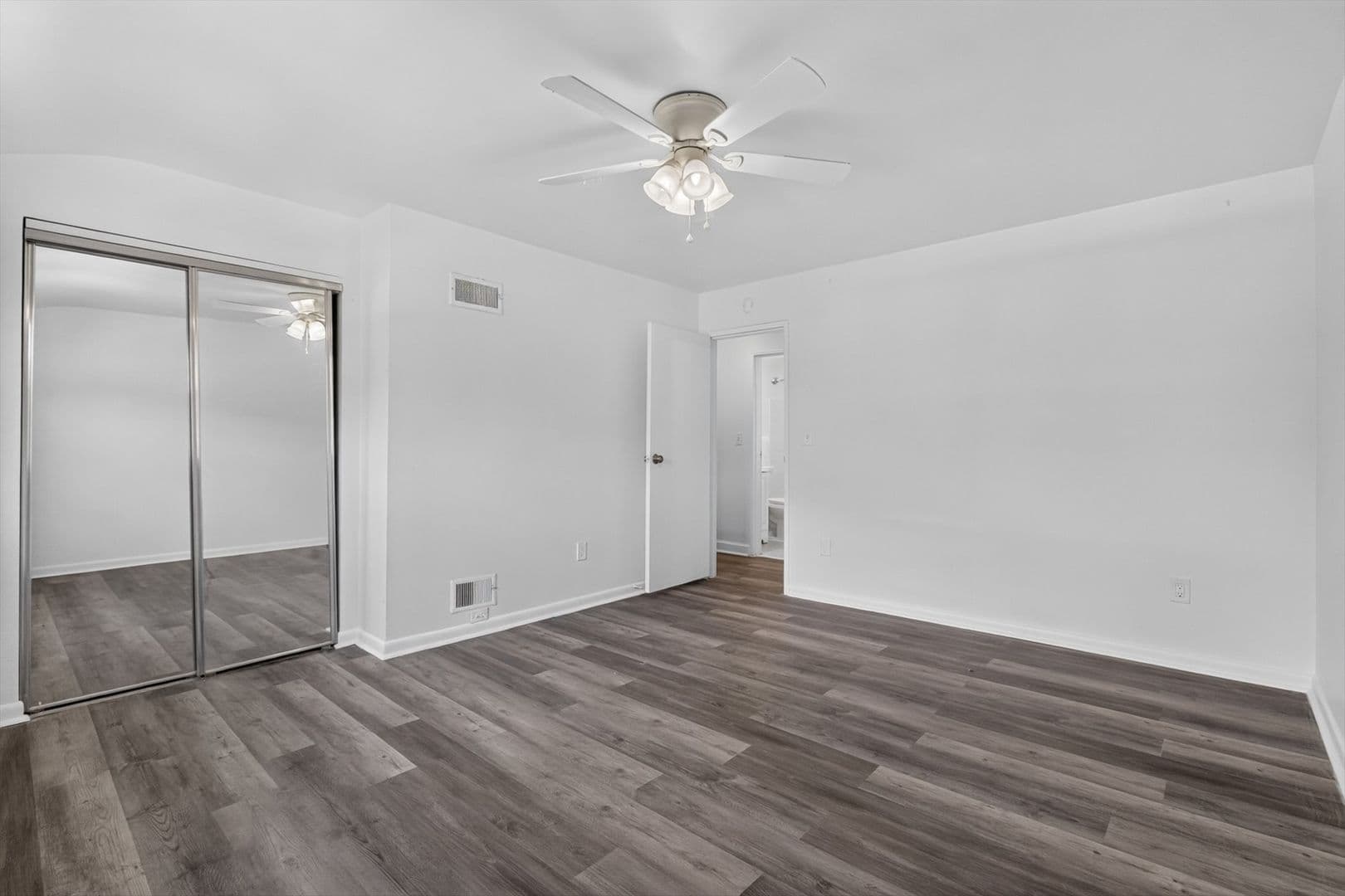 410 MAIN St unit 410-4 6 of 16