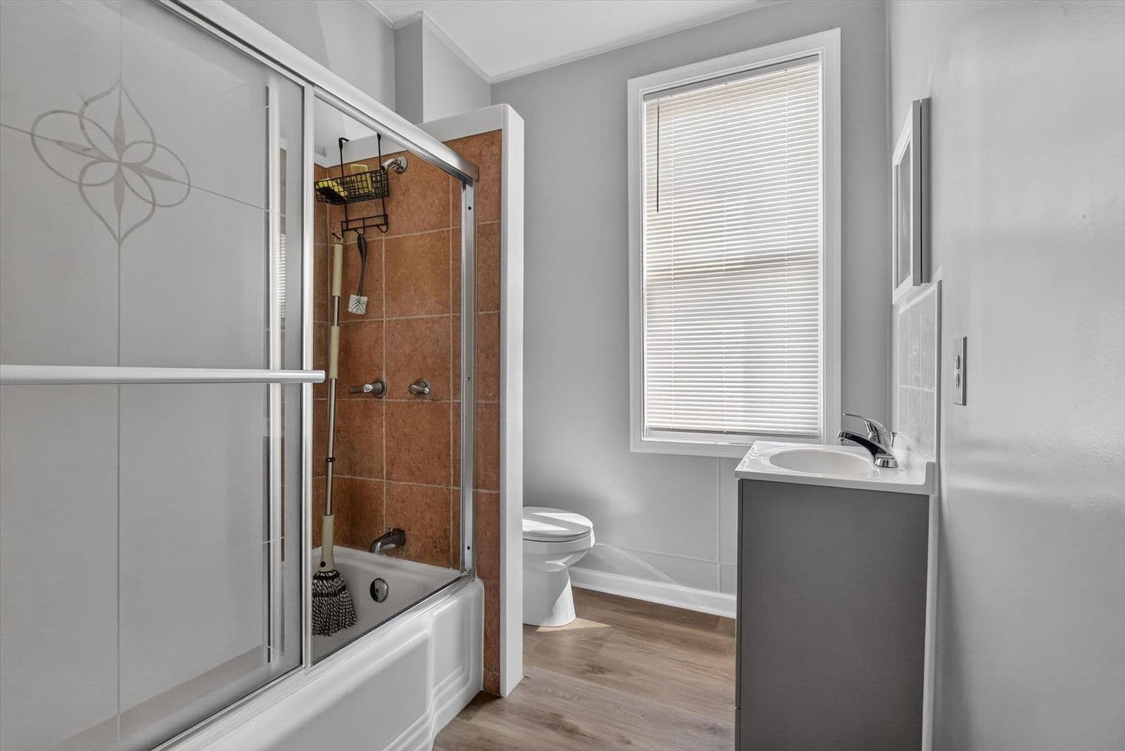 5338 Winner Ave 22 of 23