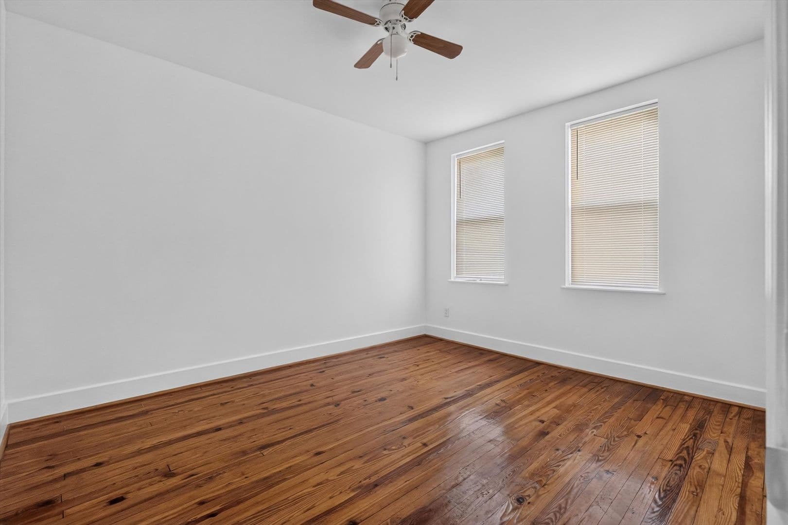 5338 Winner Ave 16 of 23