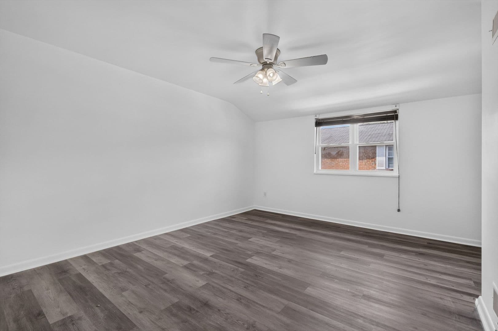 410 MAIN St unit 410-4 16 of 16