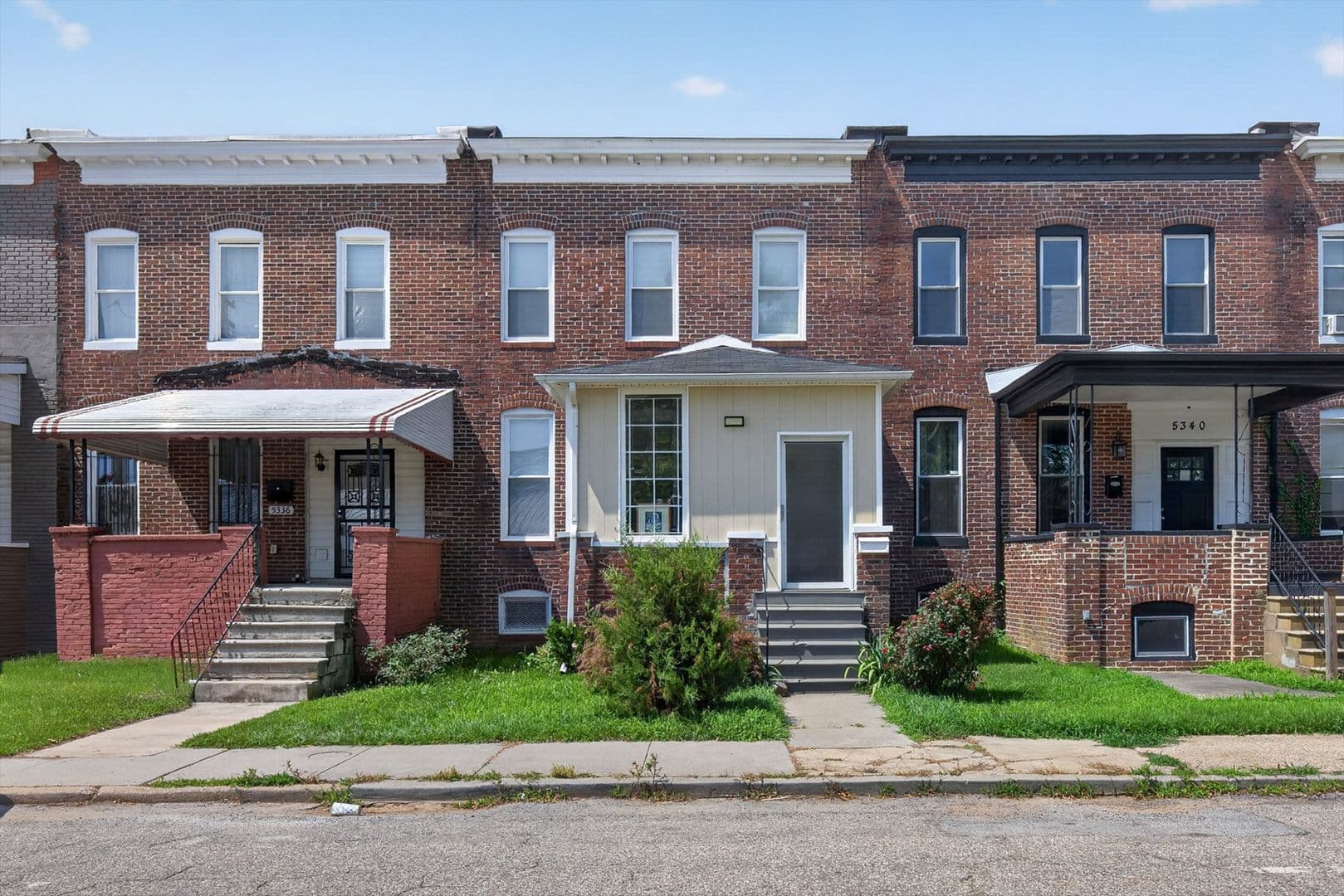 5338 Winner Ave 2 of 23