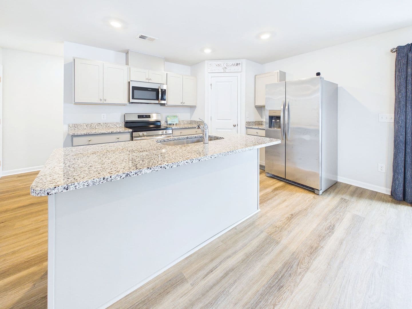 7047 Woodline Drive SW 5 of 34