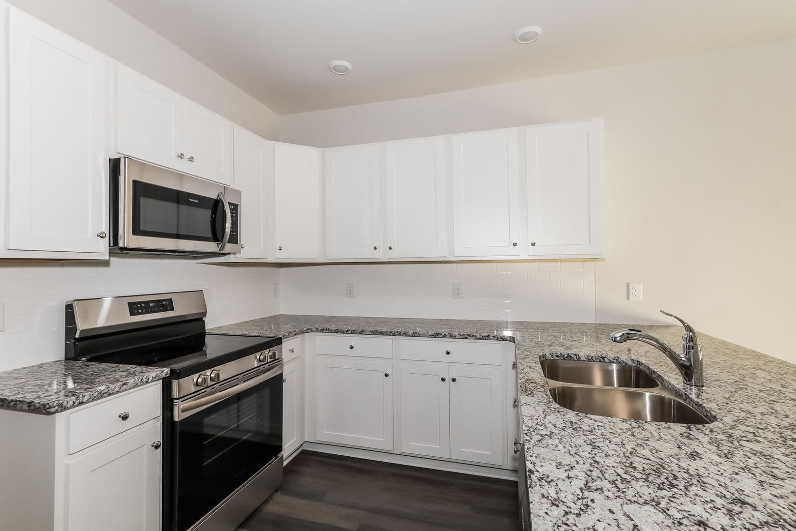 313A Parkington Lane 5 of 17