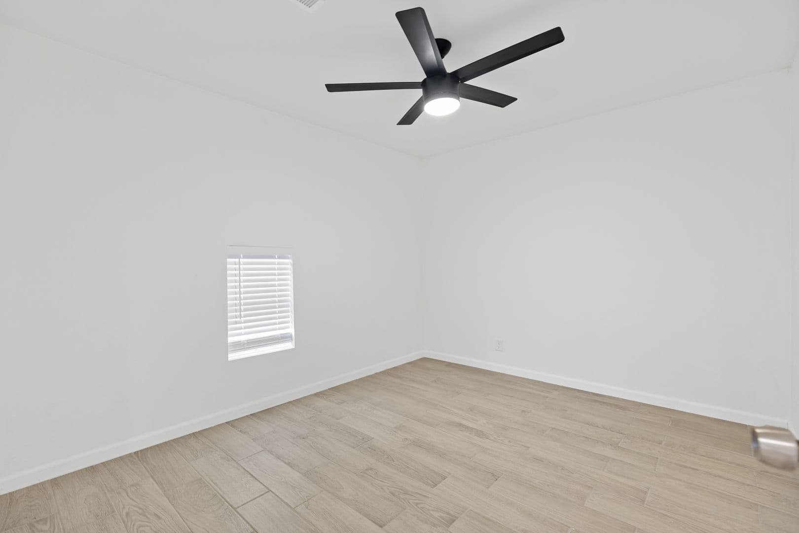 Updated 3 Bed / 2 Bath Two-Level Home with Granite Counters and Fenced Yard in Dallas 24 of 24
