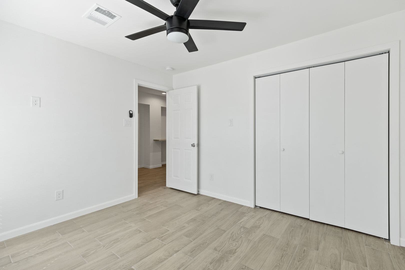 Updated 3 Bed / 2 Bath Two-Level Home with Granite Counters and Fenced Yard in Dallas 21 of 24