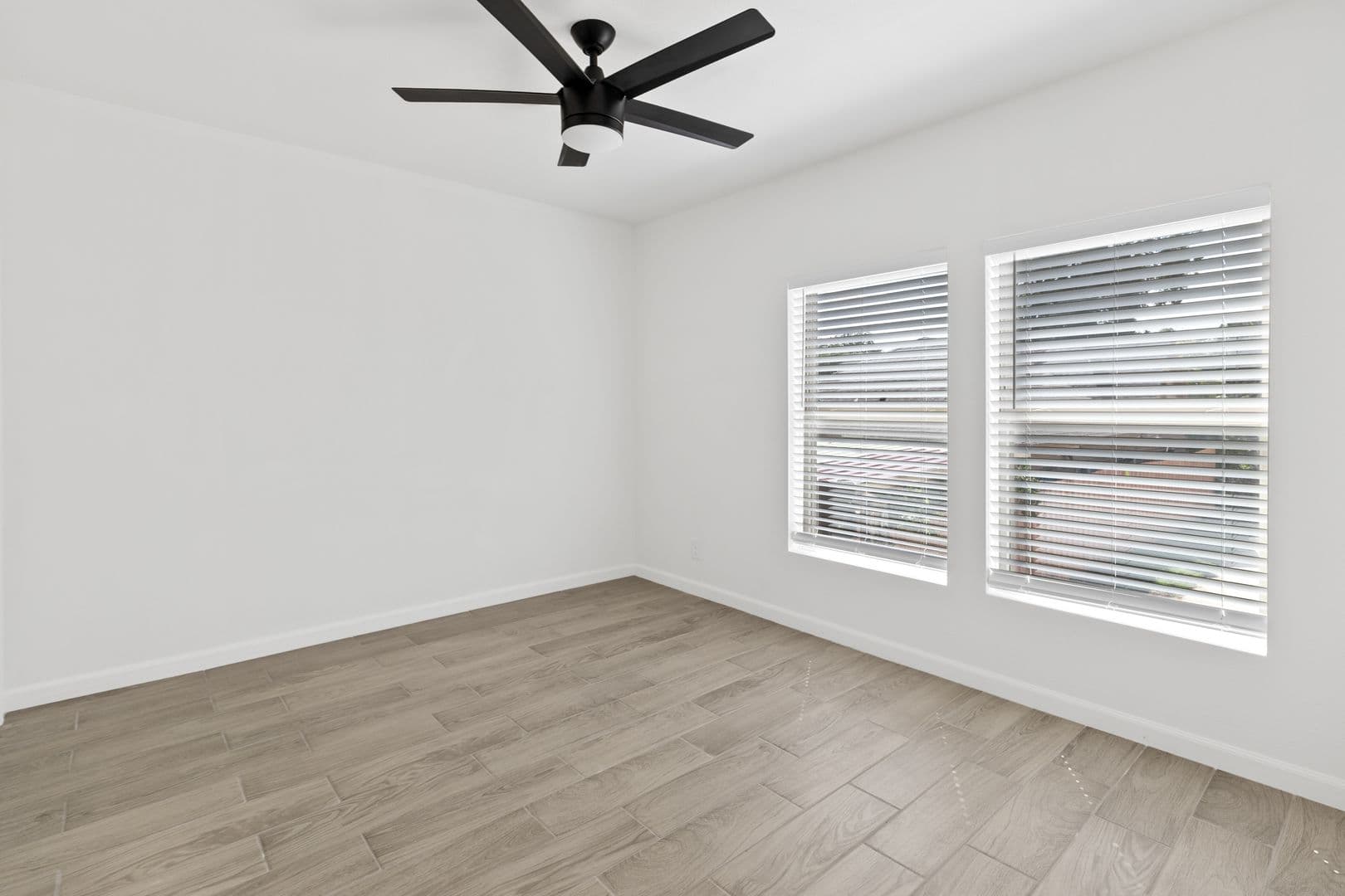 Updated 3 Bed / 2 Bath Two-Level Home with Granite Counters and Fenced Yard in Dallas 22 of 24