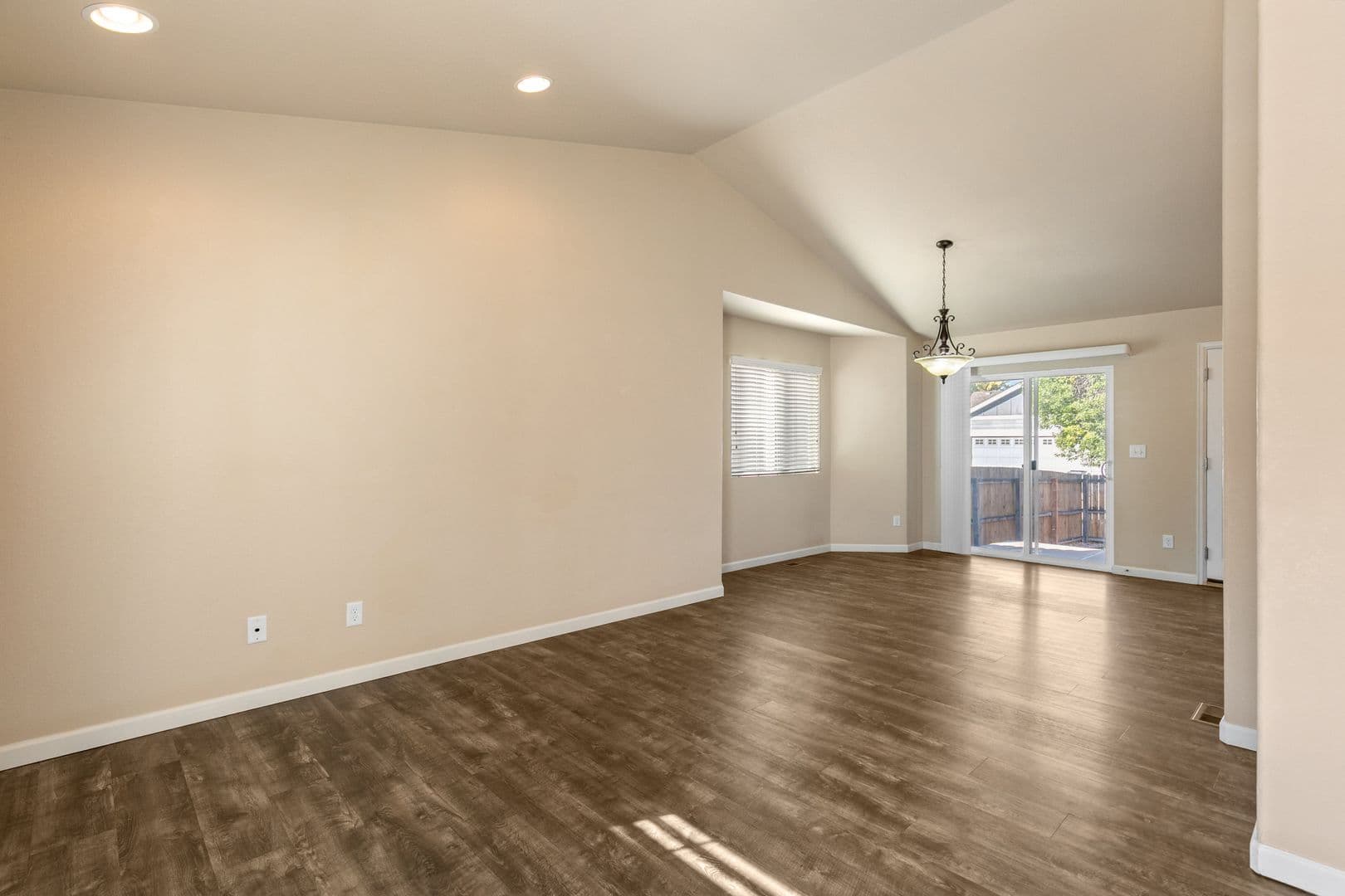 2235 Sopris Circle 6 of 25
