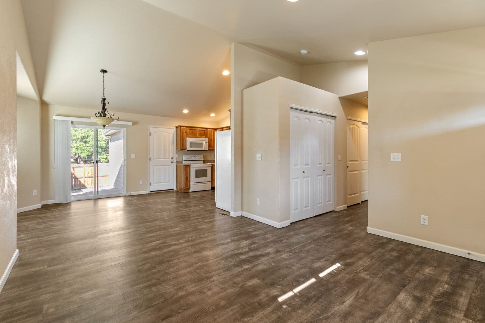 2235 Sopris Circle 5 of 25