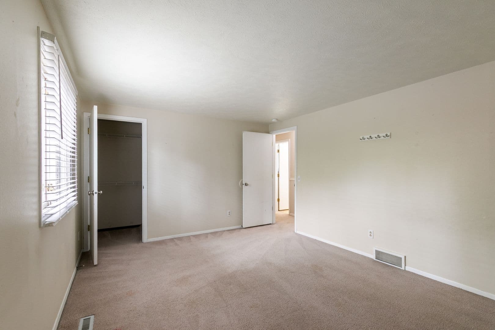 3406 Avon Ct 20 of 26
