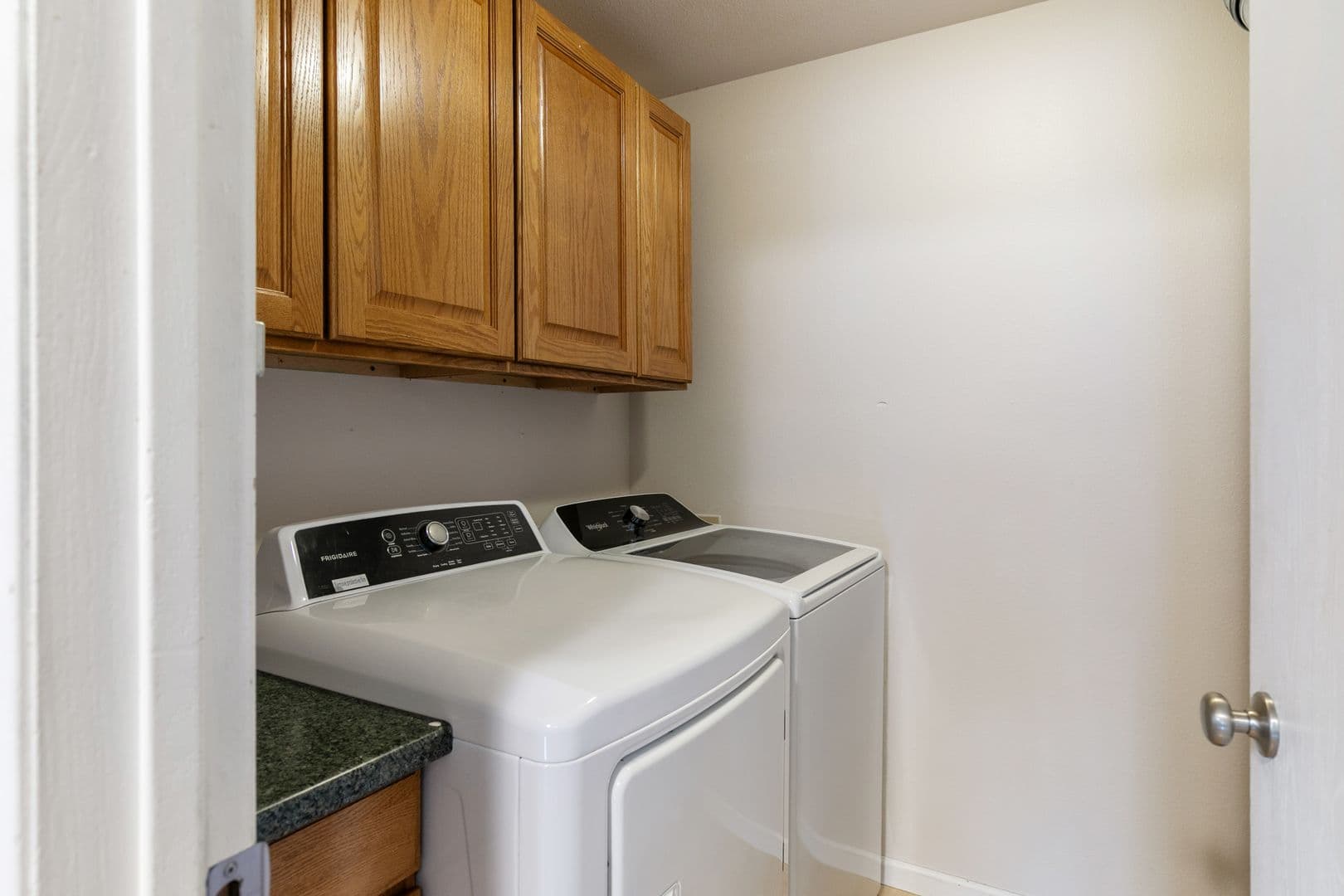 3406 Avon Ct 6 of 26