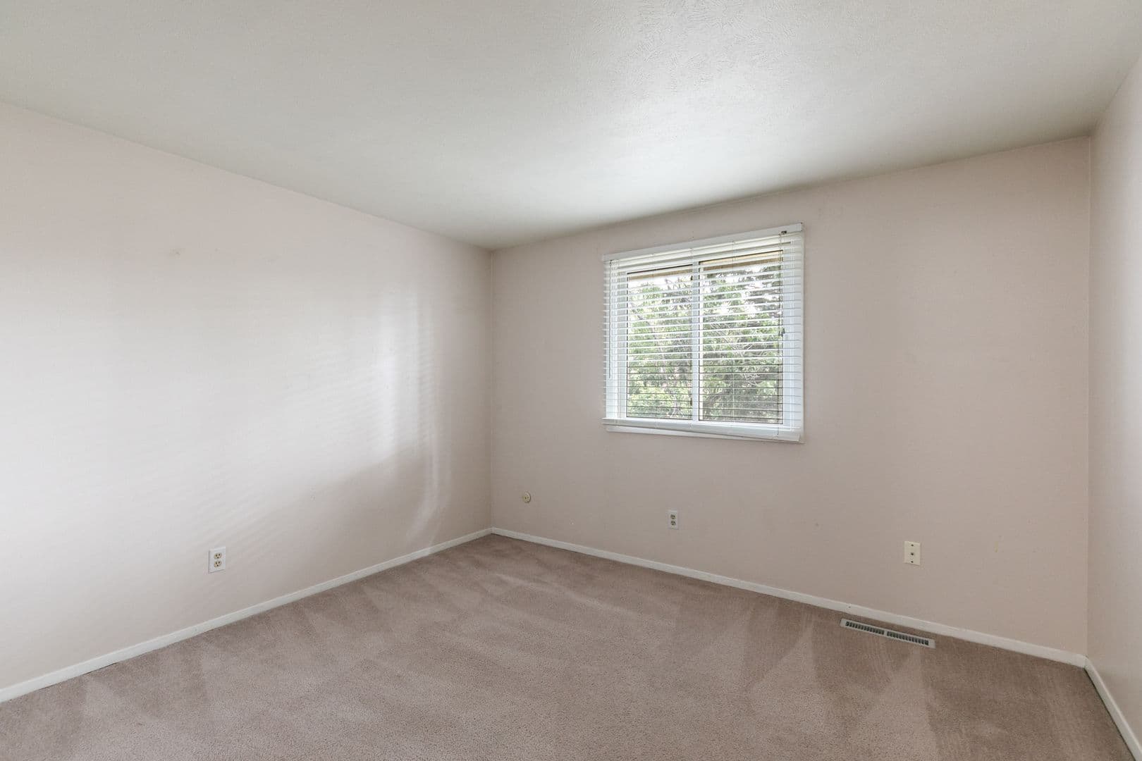 3406 Avon Ct 18 of 26