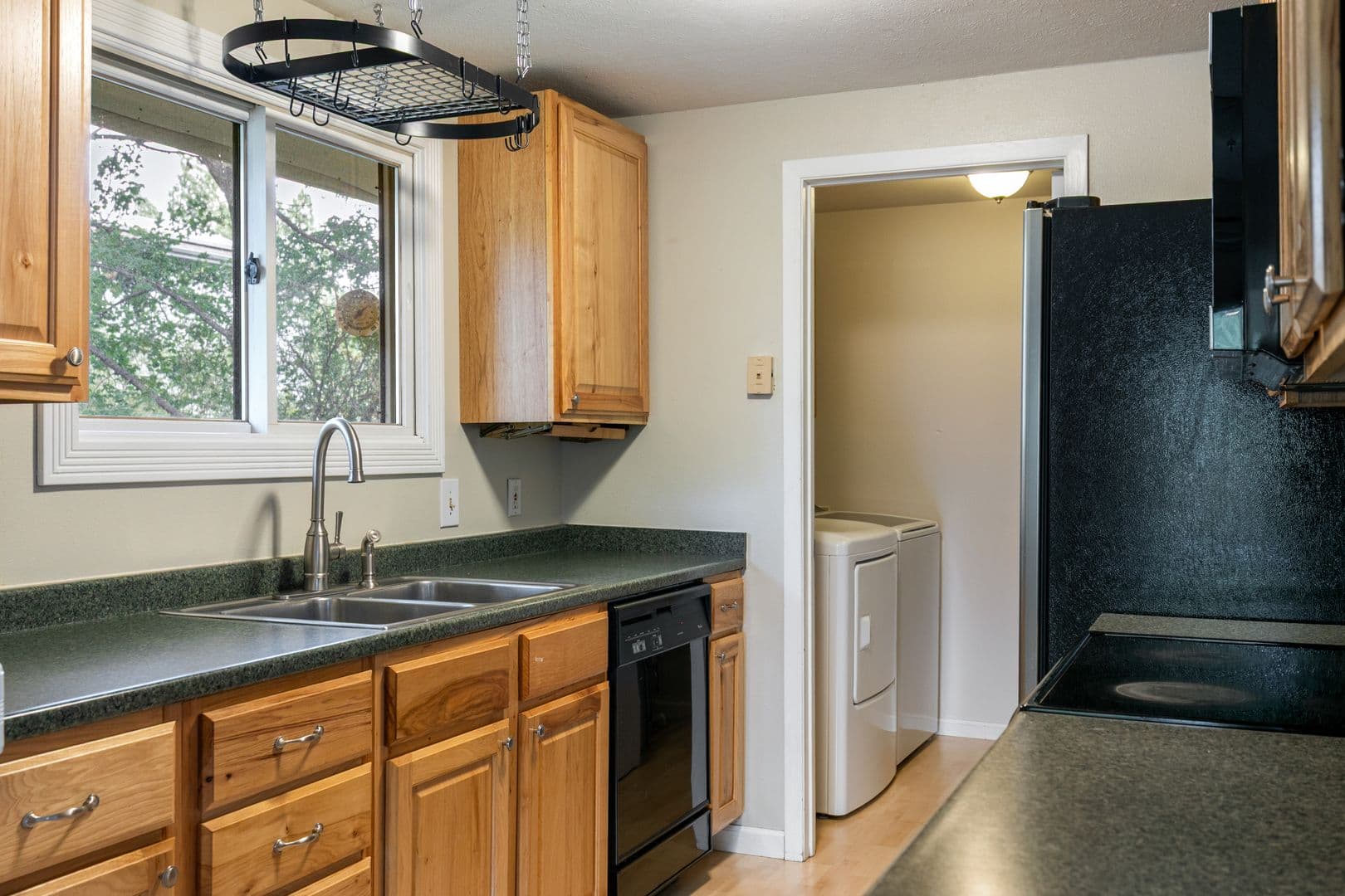3406 Avon Ct 4 of 26
