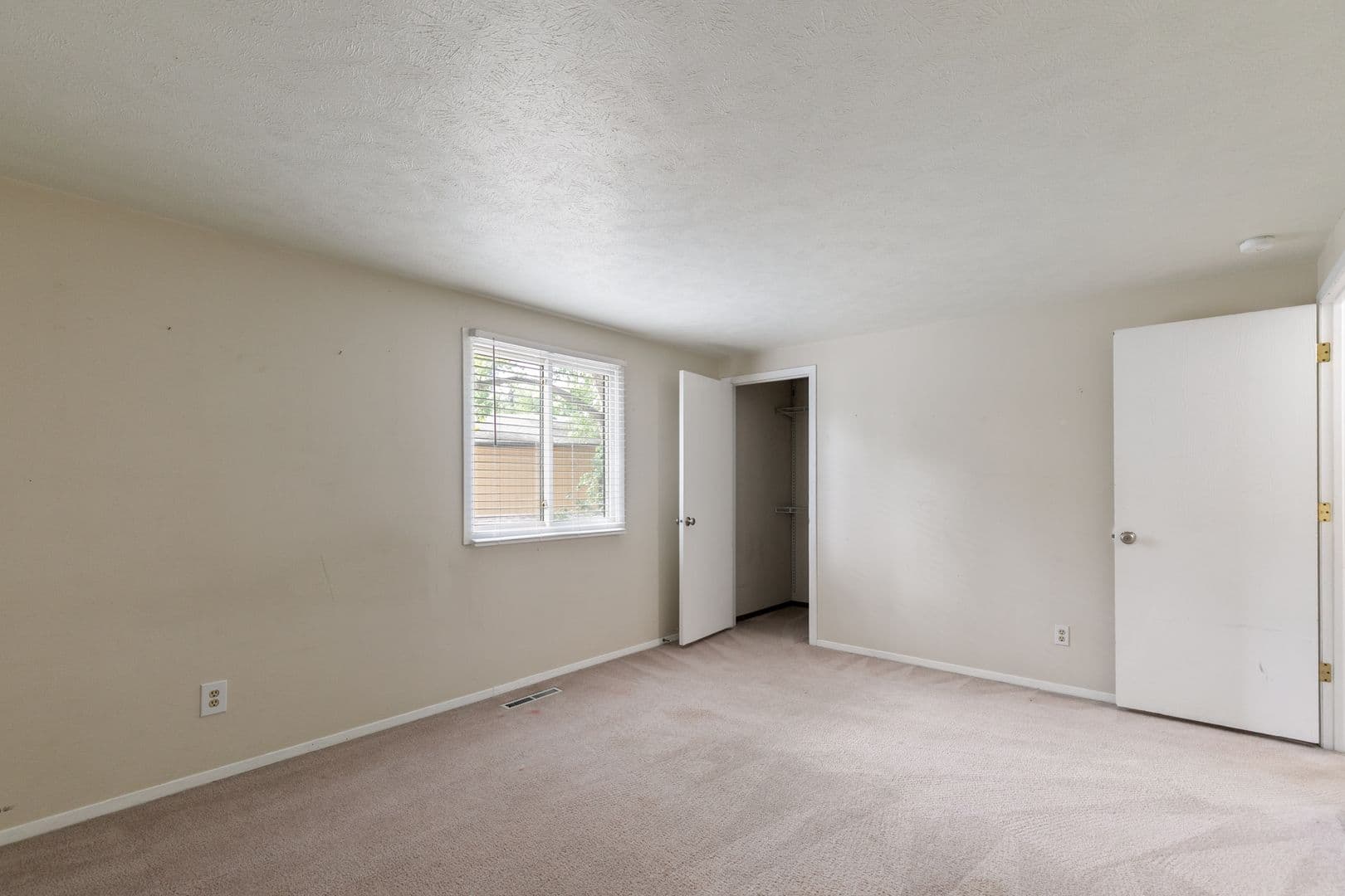 3406 Avon Ct 17 of 26