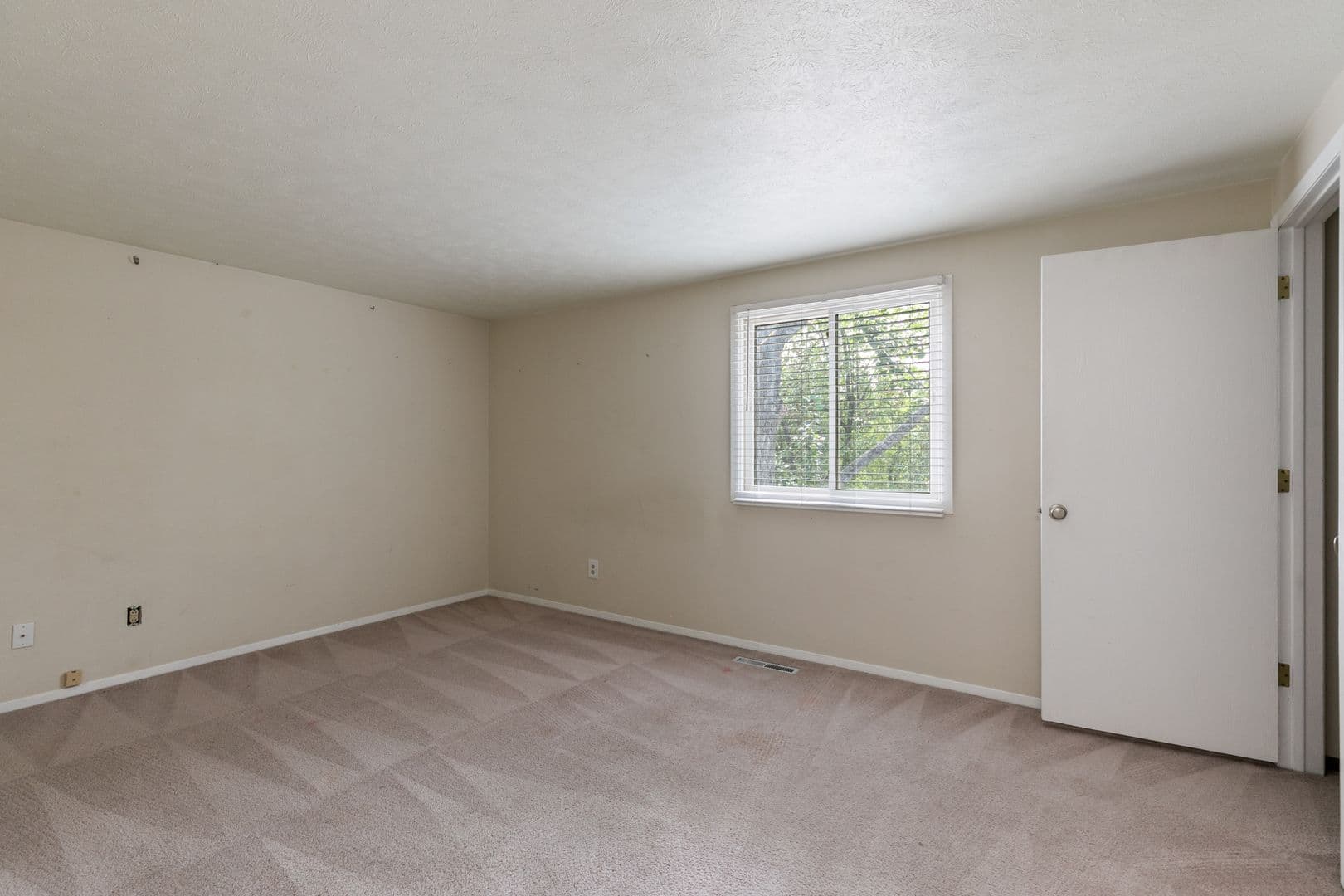 3406 Avon Ct 16 of 26