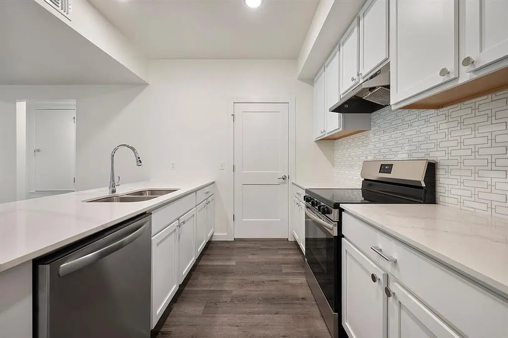 9 N State Street A 13 of 34