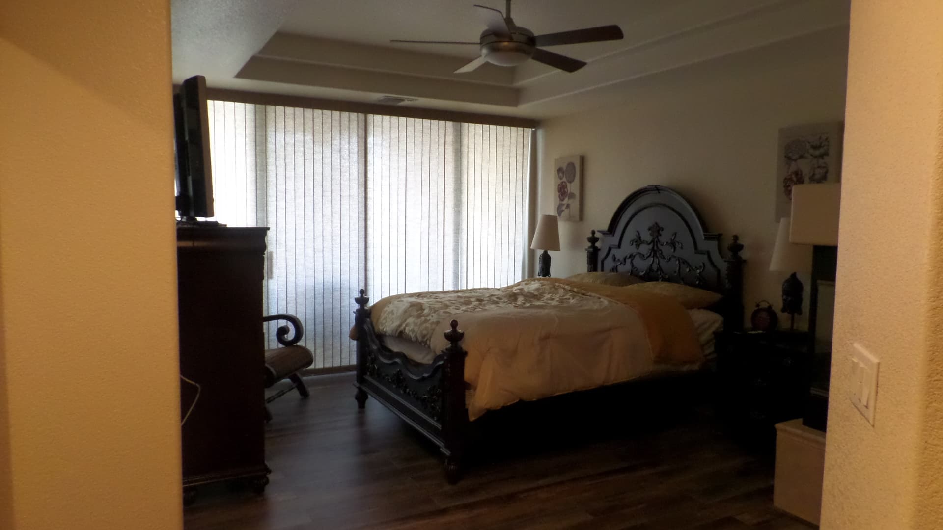 211 Moser Ave Unit R6,- SEASONAL RENTAL 7 of 30